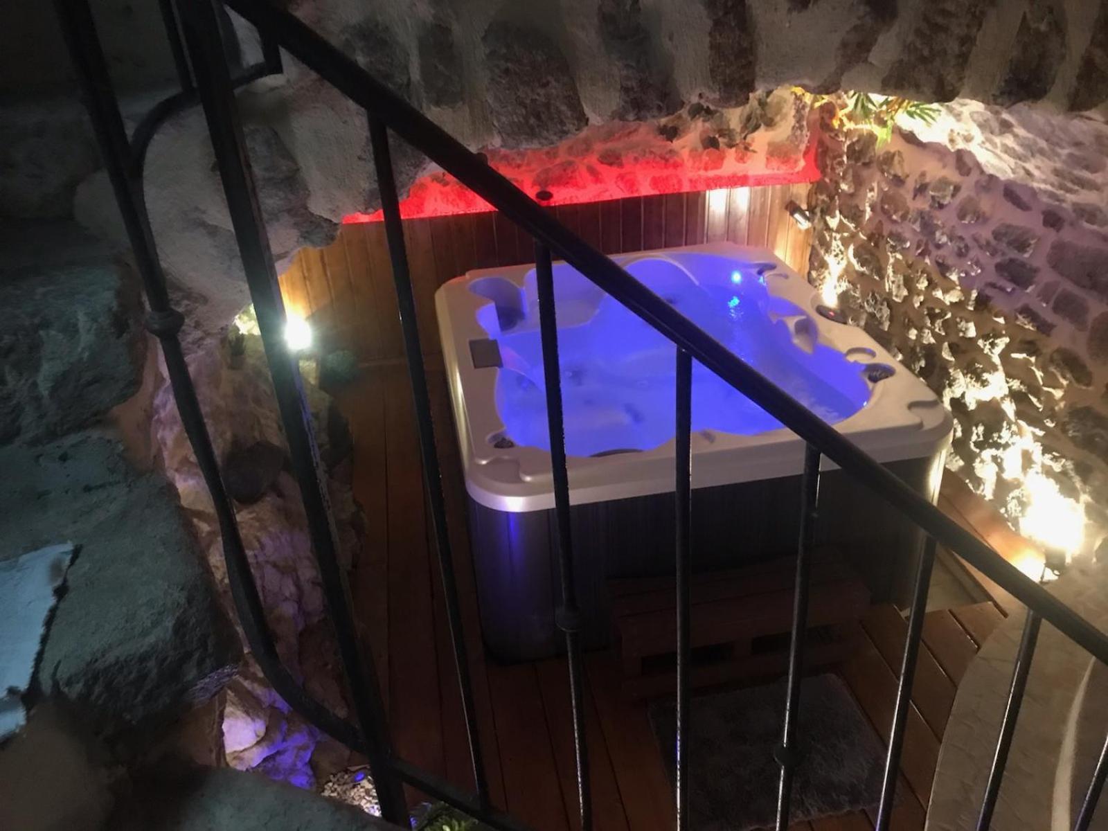 Bed and breakfast Chez Marinou Chirols